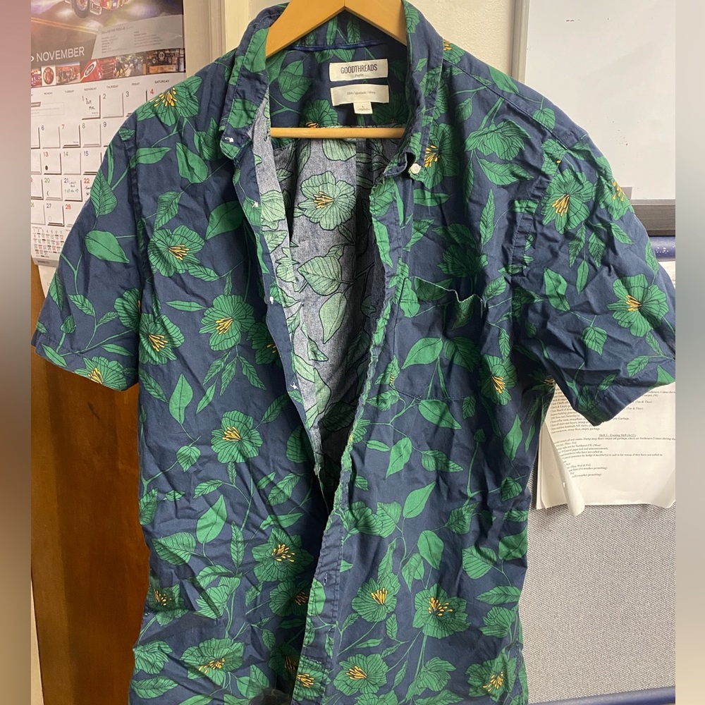 Goodthreads Large green Hawaiian shirt
